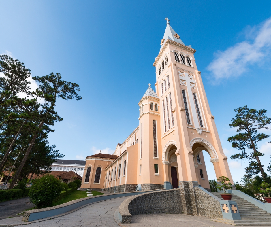 TOUR ĐÀ LẠT - THÀNH PHỐ NGÀN HOA